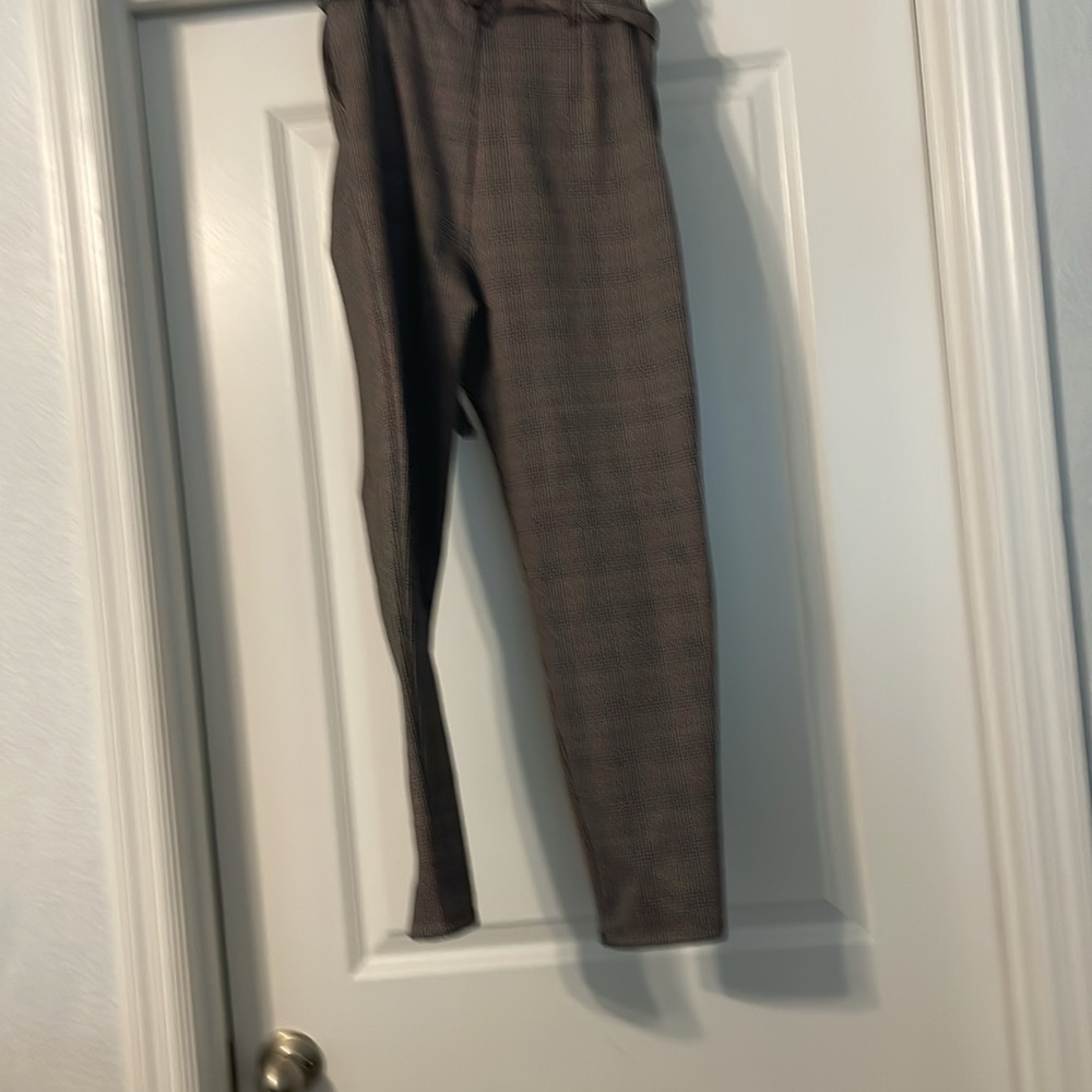 Pants - Picture 6 of 8